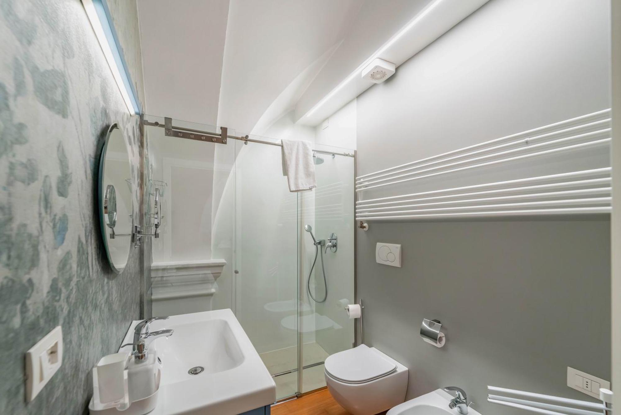 Modern Flat - Borgonuovo 23 Apartment Bologna Bagian luar foto